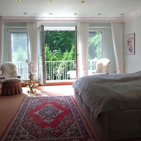 Villa Albert * بالسور